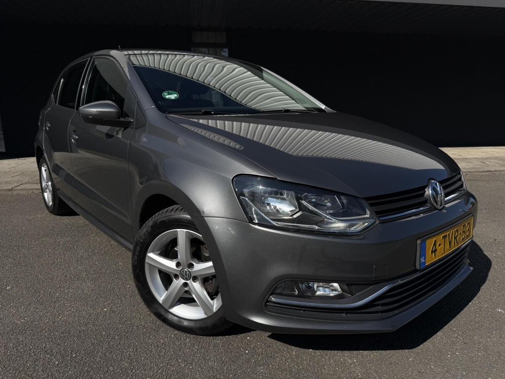 53105449